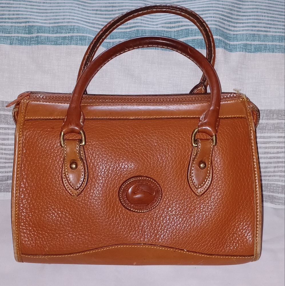 Dooney & Bourke Vintage Brown Leather Pocketbook